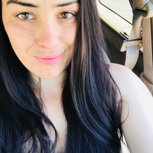 Meet your Posher, Kendra